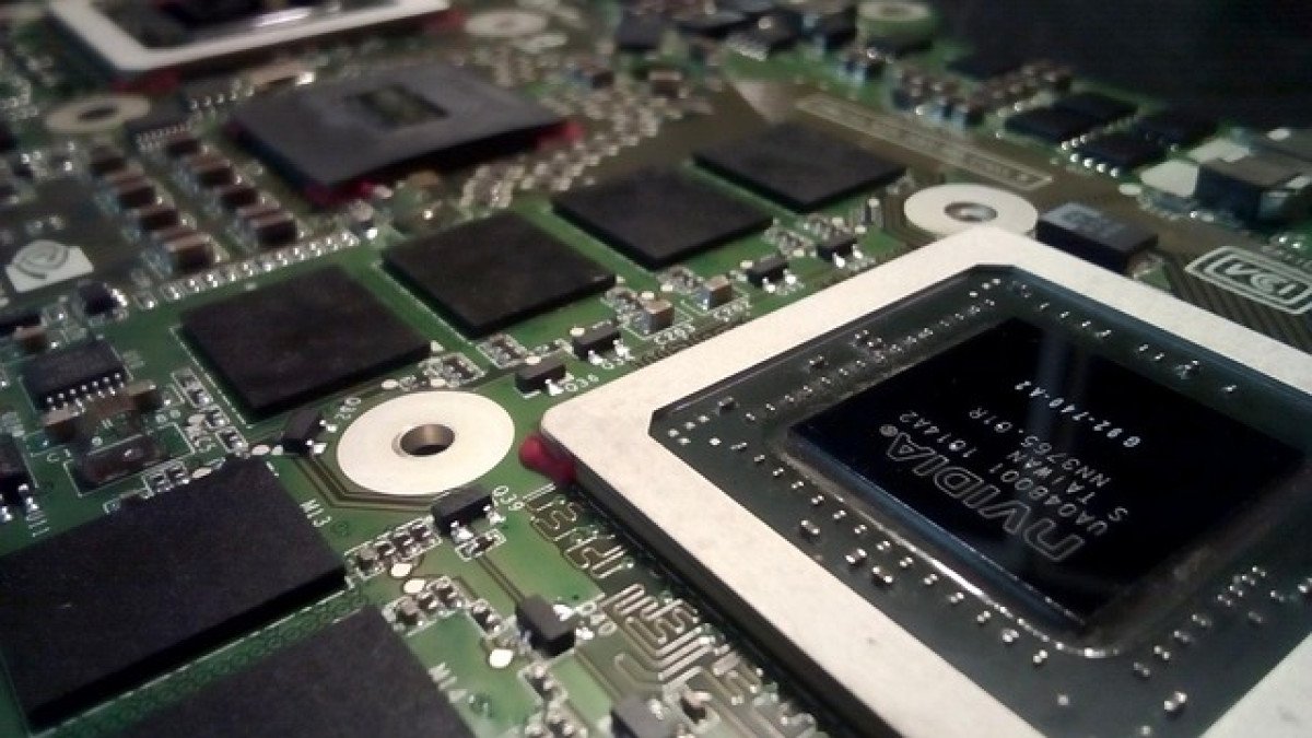 Intel Arc B580 : Le GPU qui prouve qu’Intel n’a pas abandonné le gaming en 2026