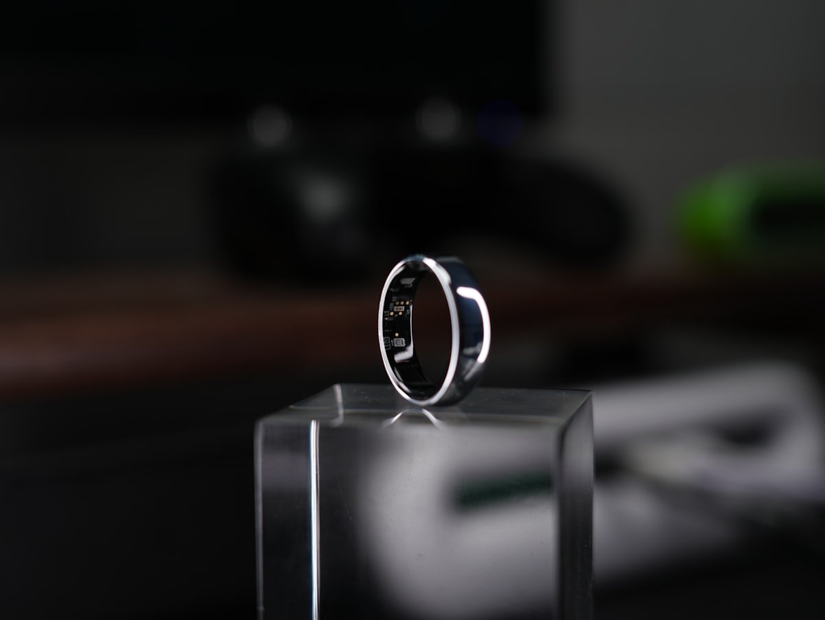 Anneaux connectés en 2026 : Oura Ring 4 vs Samsung Galaxy Ring vs Ultrahuman Ring Air