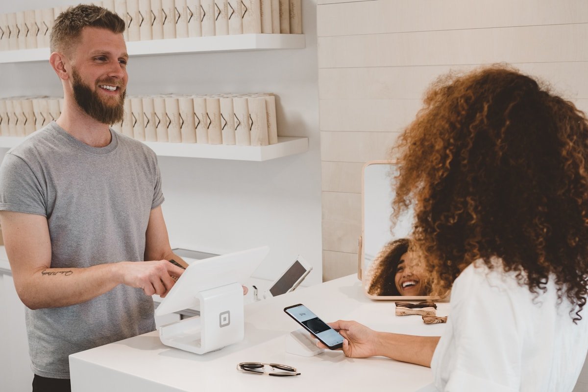Maison intelligente avec objets IoT connectés