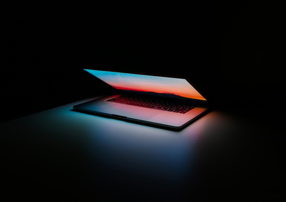 MacBook Pro éclairage coloré