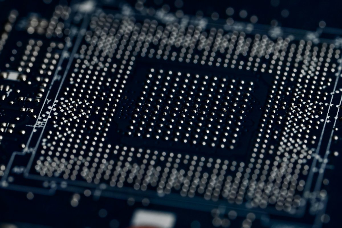 HBM4 : la mémoire qui propulse lintelligence artificielle en 2026