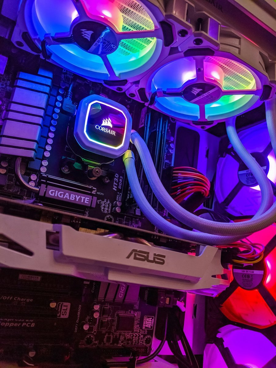 Carte graphique Intel Arc B580 avec système de refroidissement double ventilateur