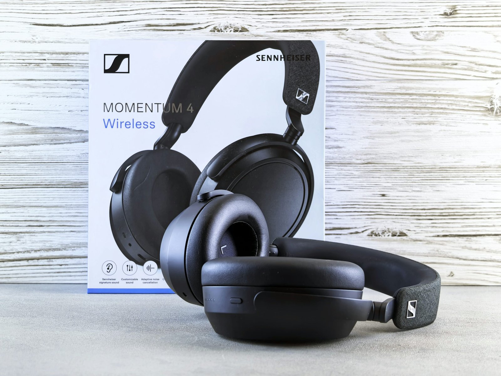 Casque Sennheiser Momentum 4 avec boîte