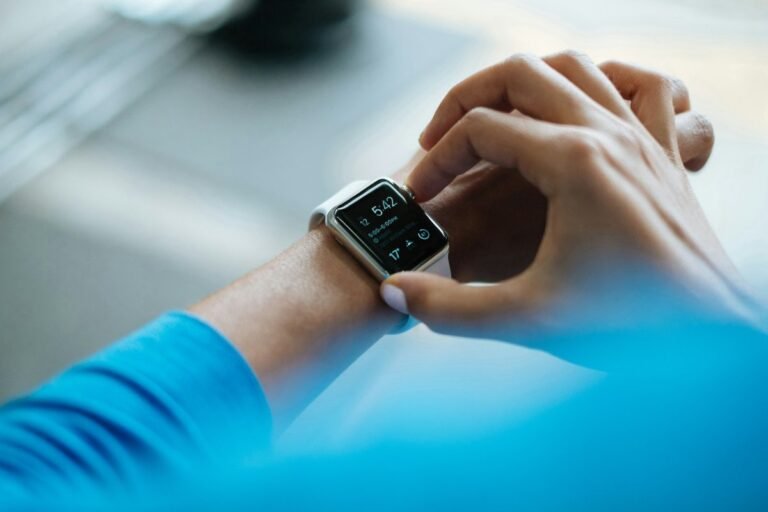 Smartphones et connectivité satellite en 2026 : quand votre téléphone devient un救命器